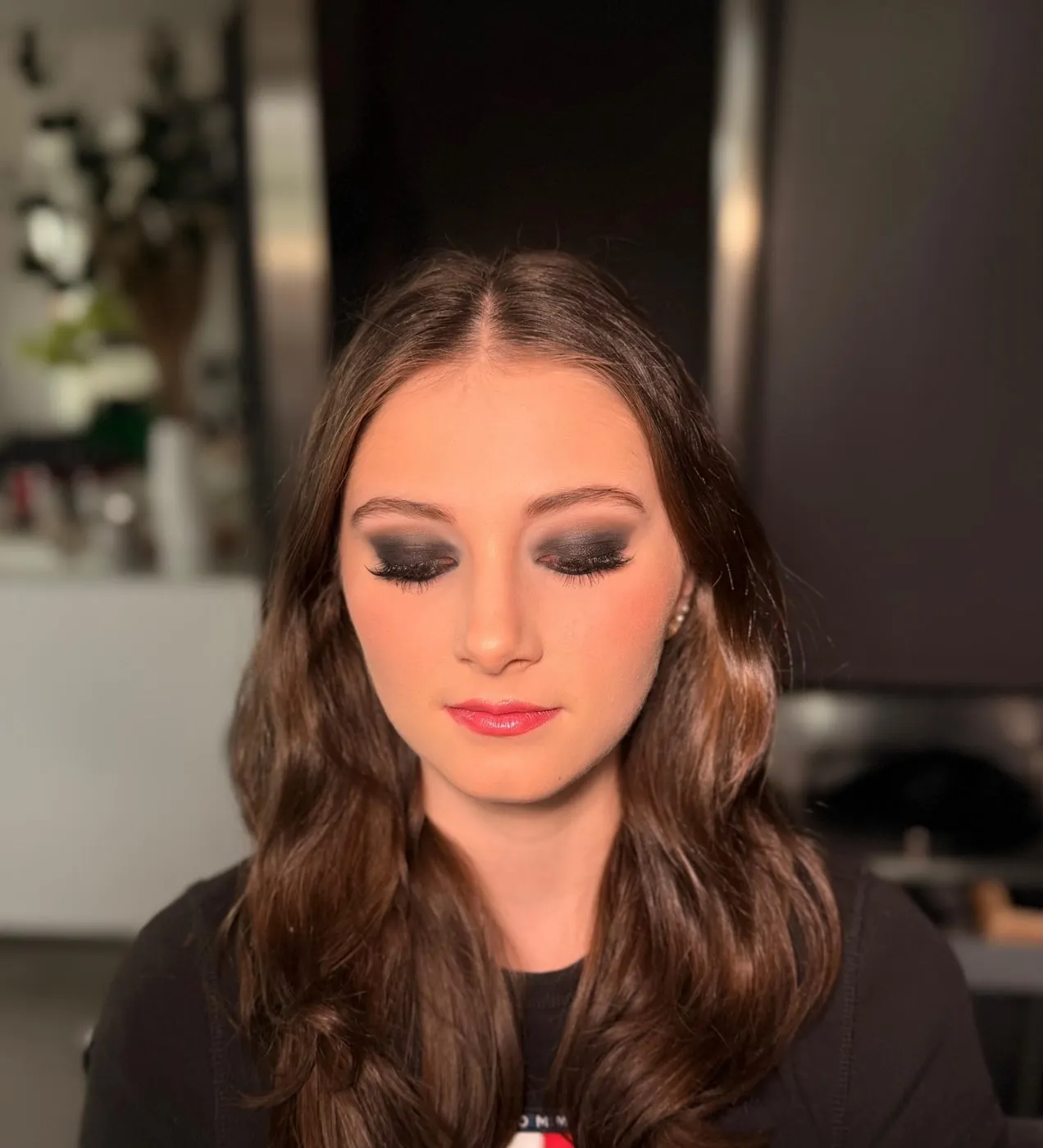 Smokey Eyes mit schimmerndem Lid
